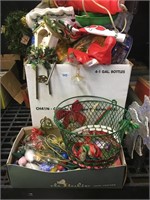 christmas lot/wrapping items