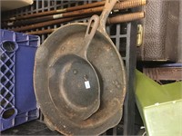 2 cast iron skillets (large and small)
