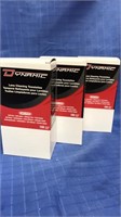 3 Dynamic lens cleaning towelettes