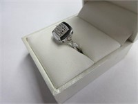 Chic Sterling Silver Diamond Ring