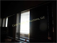 4 SETS OF WINDOW BLINDS