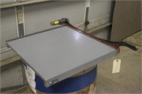 Ingeto Paper Cutter, Approx 24"x24"