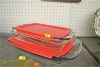 Pyrex casserole