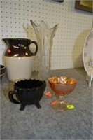 Art glass Vase, Carnival Glass, Amethyst Sugar