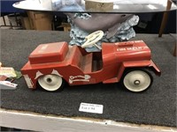 VINTAGE CHILDRENS STRUCTO JEEP FIRE DEPARTMENT