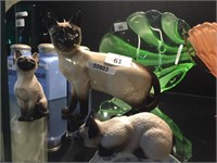 BESWICK SIAMESE CAT STATUE