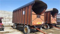 Meyer 18' rear unload wagon