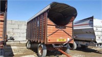 Meyer 18' rear unload wagon