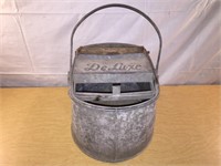 Vintage DeLuxe Galvanized Mop Bucket