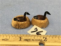 2 Leonard Savage ivory Canadian geese on bone nest