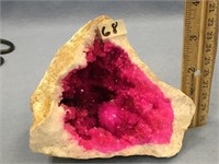 4.5" Pretty quartz pink specimen           (a 7)