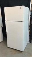 GE White Refrigerator - BR