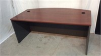 Large Oak Laminate Desk - 8A