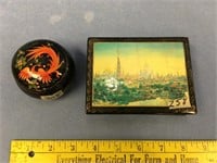 2 Russian lacquer boxes      (11)
