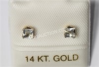 14kt Yellow Gold Aquamarine Earrings MSRP $180 NC