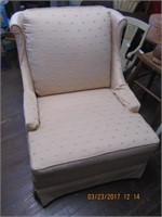 Peach Clam Shell Pattern Bedroom Chair