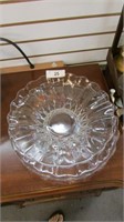 Nice 2Pc Glass Bowl & Tray