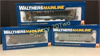 Lot of 3  Walthers mainline model train cars 1