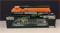 Kato model train locomotive BNSF #9853 HO Scale