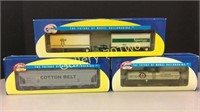 Lot of 3 Athearn model train cars and truck