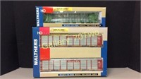 Lot of two Walthers Goldline model train cars 1
