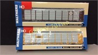 Lot of 2 Walthers Gold line model train cars