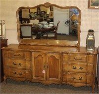 French Provincial 9 Drawer Dresser Thomasville