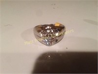 MEN'S 14K WHITE GOLD RING WITH 1/4 TCW