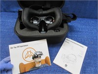 freefly vr -mobile virtual reality headset in case