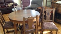 Quarter cut oak extension table, five side