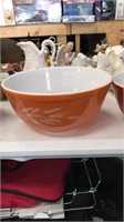 Pyrex Set of 3 Bowls