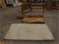 SOLID WOOD SINGLE / TWIN BED