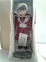 Hamilton Collection Hillary doll in box