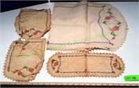 Vintage Table Runner and Napkins
