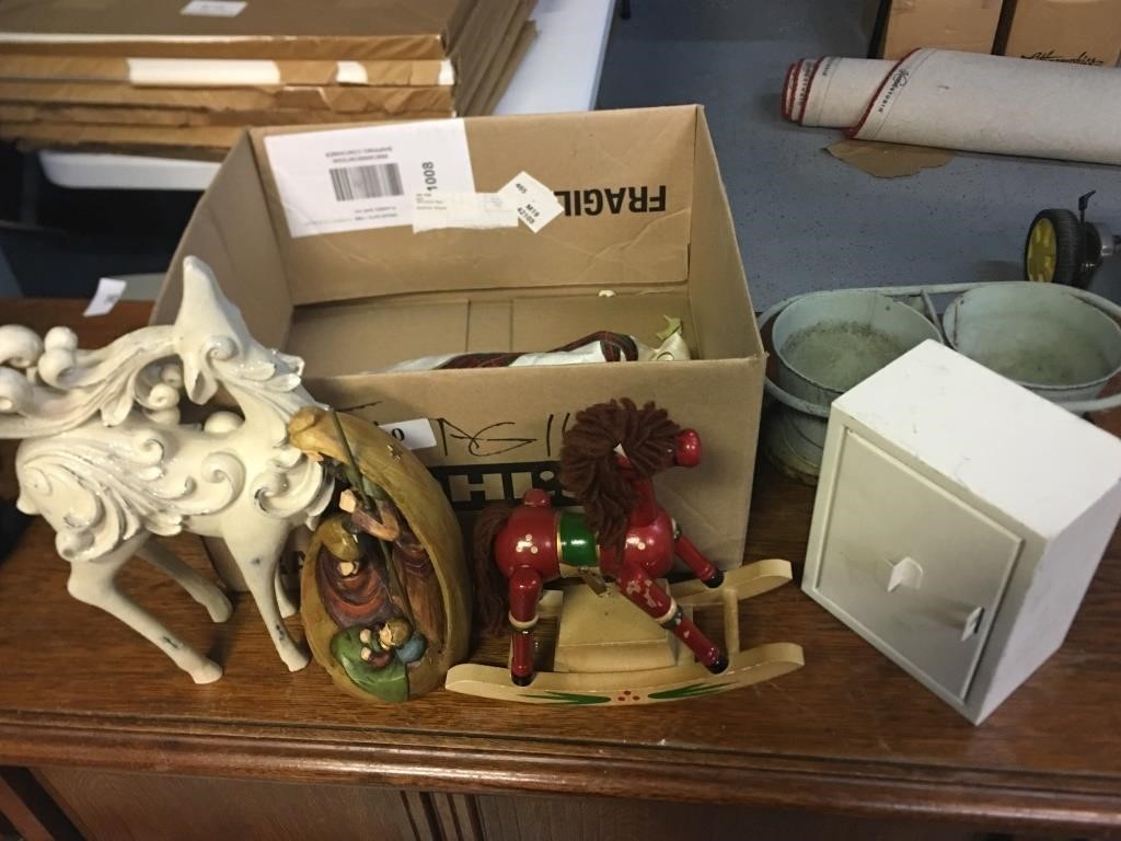 Online Consignment Auction With Onsite Preview