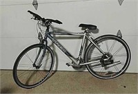 Trek 7500 FX bicycle