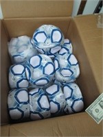 13 Unused DTI HS-100 Size 3 Youth Soccer Balls