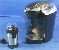 Working Keurig coffee machine & coffee grinder