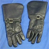Ladies motorcycle gloves size X, very good shape