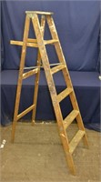 6 Foot Wooden Step Ladder