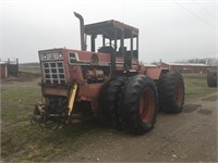IH 4586 4x4 tractor