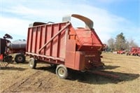 NH #8 FORAGE WAGON W/ HORST RUNNIN GEAR