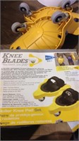Pair of roller kneepad by need blades three in
