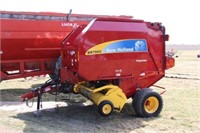 NH BR 7060 ROUND BALER W/ CUTTER & WIDE PICK UP