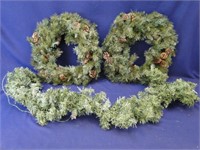 Lighted Garland & 2 Wreaths in Tote