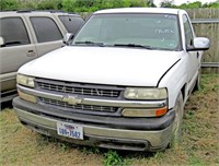 2000 CHEVROLET SILVERADO  1GCEC14V9YZ329442