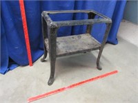 antique 22in tall iron stand - over 100 years old