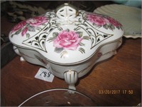 4 Footed Porcelain Lidded Dresser Box