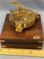 Brass compass in wonderful hardwood case, West Lon