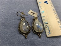 A pair of moonstone earrings         (k 15)